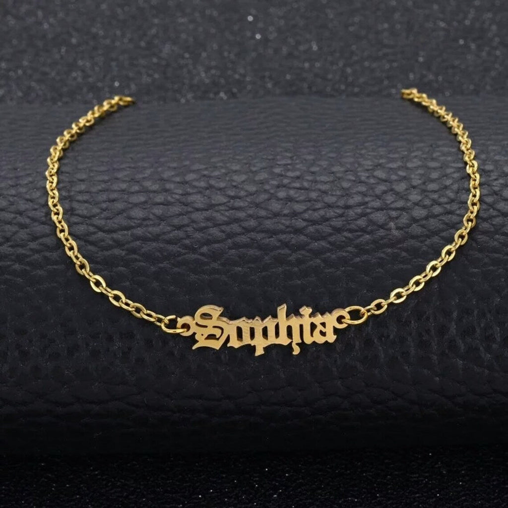 English Font Ankle Bracelet with name